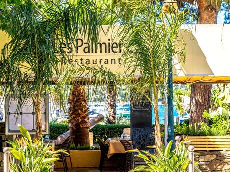 Les Palmiers Restaurant