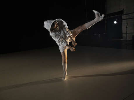 Silvia Gribaudi - « Suspended Chorus »