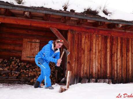 Trapper Stay with Dahu Ariégeois