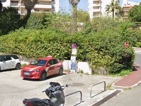 Electric vehicle charging station Parking Buffon