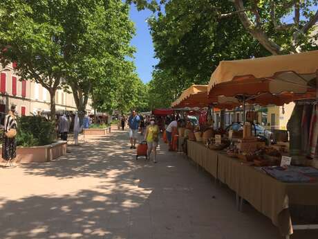 Weekly Market at Pertuis