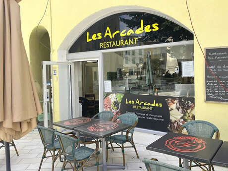 Les Arcades