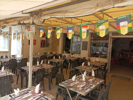 Bistrot de Pays LA FAMILLE