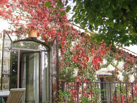 Les Vieux Murs - Suite de Charme