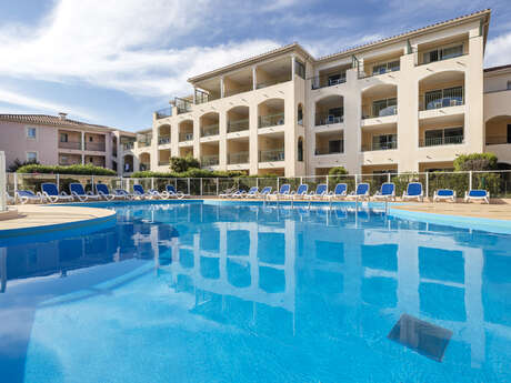 Garden & City Six Fours