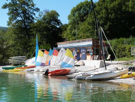 SPAC : location dériveurs, catamarans, planches à voile, canoës et paddles