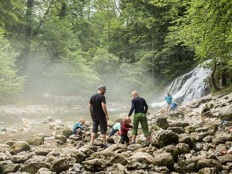 Le Tour du Villaret par la cascade du Pissieu