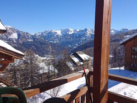 Corinne Valès Appartement B 221 Hameau les Ecrins Corinne Valès Appartement B 221 Hameau les Ecrins