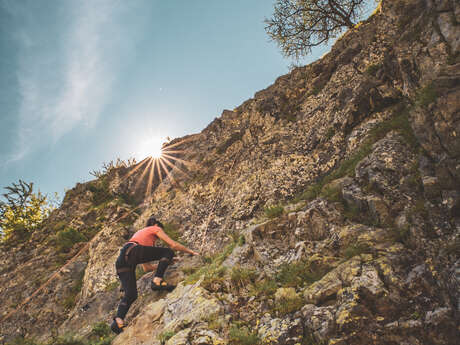 Climbing school in Arsine