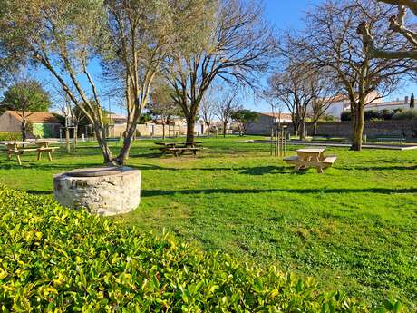 Picnic area in Roger Bonnin Square