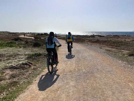 De Martigues à Port-Saint-Louis-du-Rhône à vélo