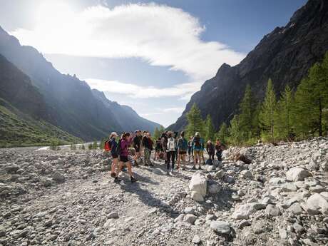 Tourisme scientifique, sortie géologie : roches magmatiques