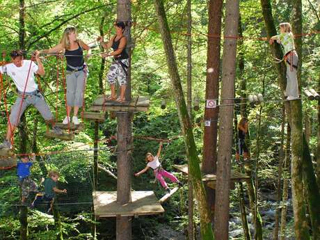 Cascade Aventure - Parcours dans les arbres