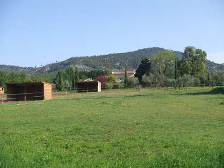 Les Ecuries du Mas di Gau