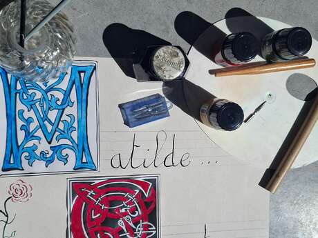 Atelier "Calligraphie et enluminure"