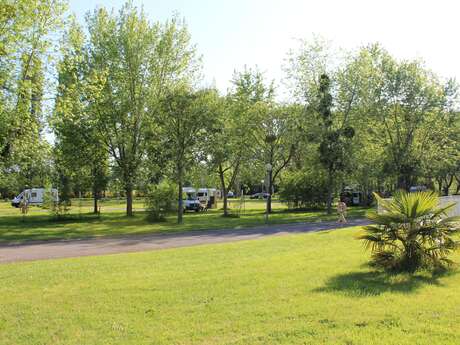 Camping Municipal Saintes Grandes Rives