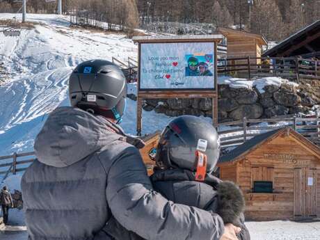 Saint-Valentin : déclarez votre flamme sur écran géant