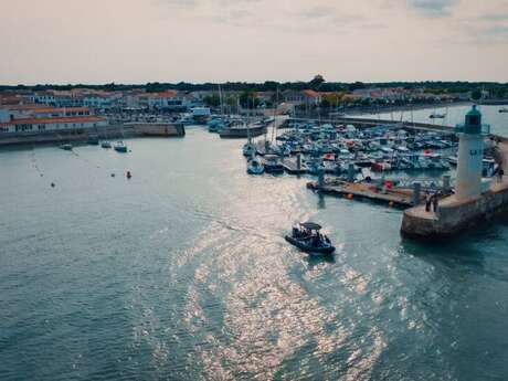 Private Boat Trip from La Flotte (3h) – TEX’