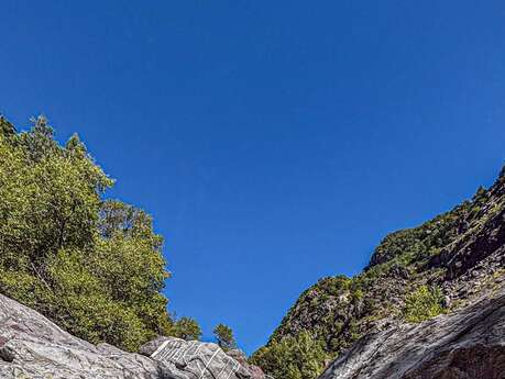 Packraft et kayak d'aventure - Progression sur le Guil