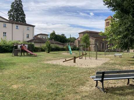 Aire de jeux - Saint-Jodard