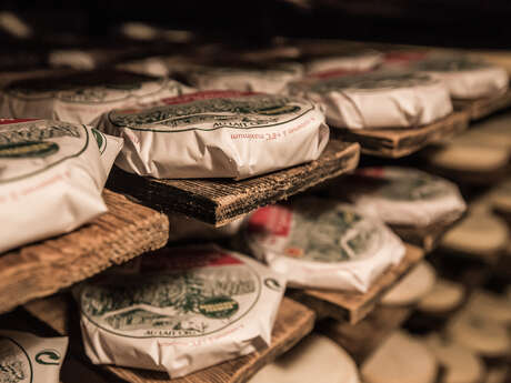 Operation Sourire von den Junglandwirten des Thônes-Tals