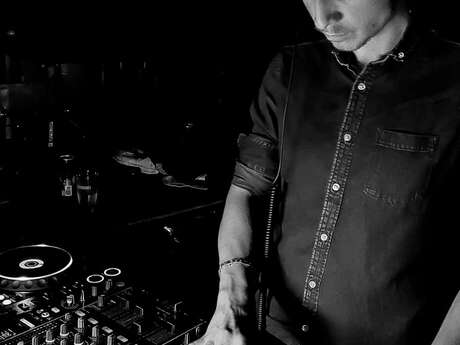 Dj set avec Marc Beyeart au Grizzly