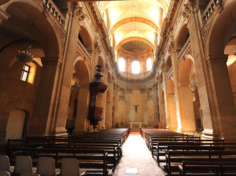 Jesuits' Chapel – Sacré Cœur School