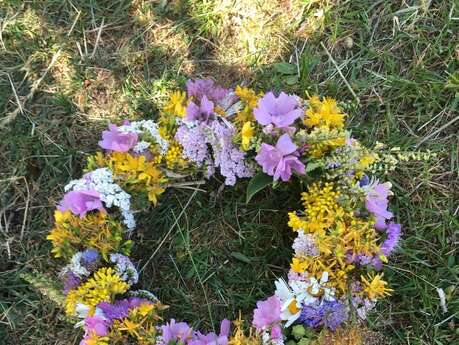 Composition de couronnes de saison avec les Ateliers de l'Epinette