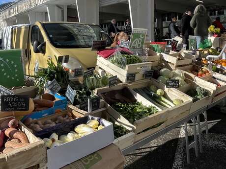 Marché hebdomadaire de Bagard