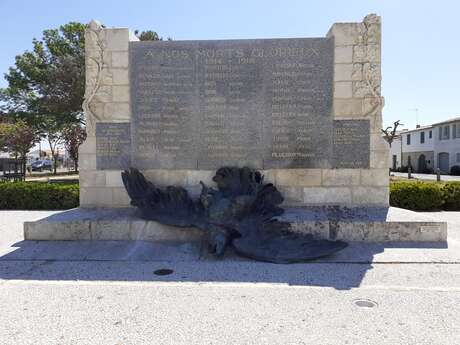 Roger Bonnin Square and War Memorial