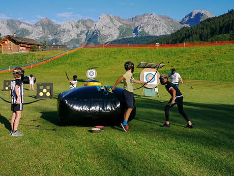 Combined session: archery, Archery Touch, axe throwing