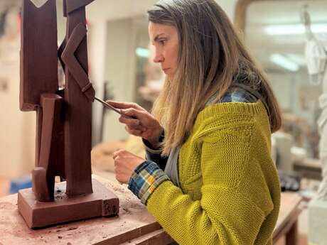 Exposition "The Solid Bond / Points d'attache"