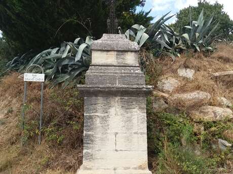 Croix de la rue du Grand Chêne