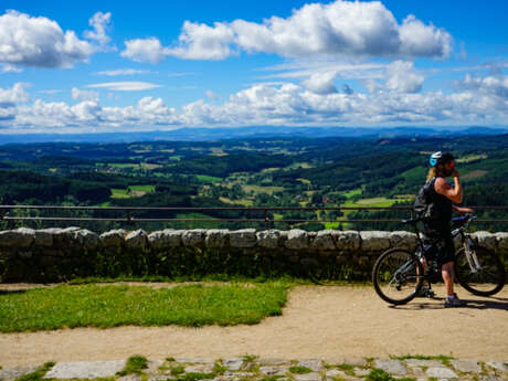 N°111 - Les villages de caractère - Espace VTT Montbrison-Monts du Forez