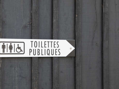 Toilettes publiques - Route de Gentelly
