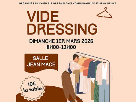 Clothing clearance sale in Saint-Rémy-de-Provence
