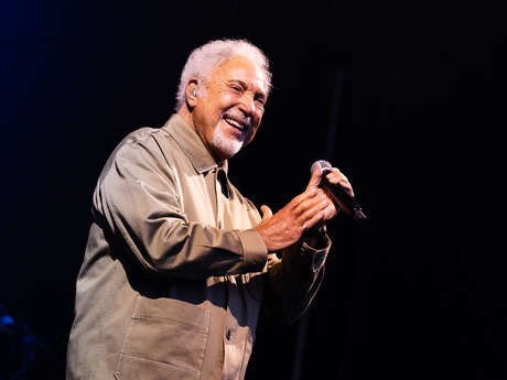 Jazz à Juan soirée Tom Jones/Jose James & China Moses