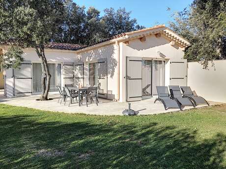 Domaine Lou Grand Chêne - La villa des vignes