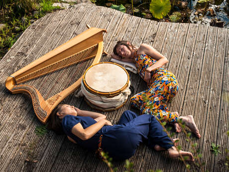 Sappey'tille - Brûume, duo féminin au lever du soleil