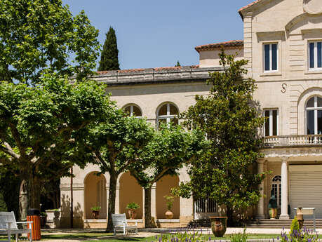 Musée et Source PERRIER®