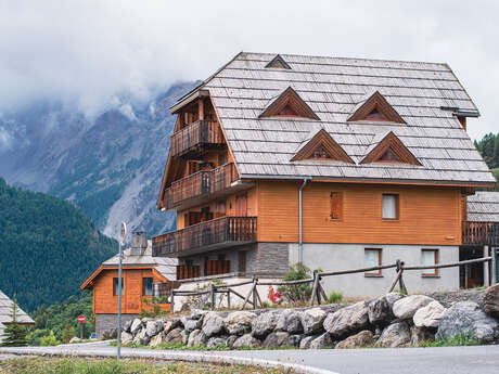 Les Chalets de Praroustan by Actisource