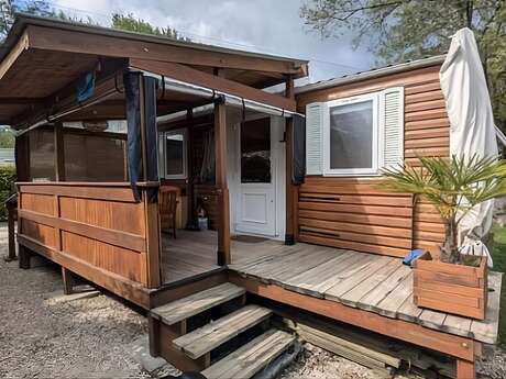 Bungalow au bord du lac d’Aiguebelette