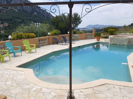 Appartement dans villa - T2 + Studio - 150 m² -  8 pers.