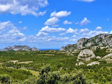 EYGALIÈRES - Petit et Gros Calans