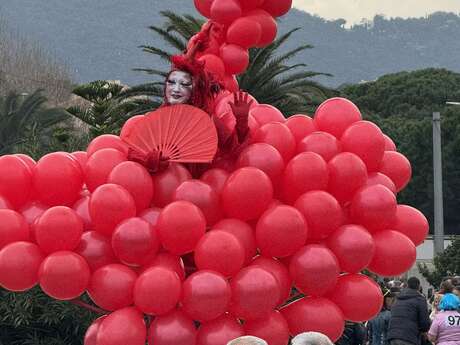 Corso du Mimosa à Cavalaire