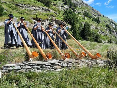 L’alpage en harmonie aux sons des cors l Renc'Arts du Parc