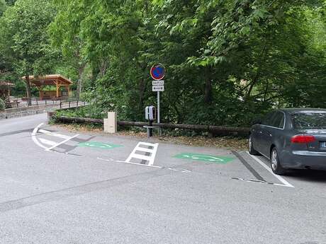 Borne de recharge électrique Auzet