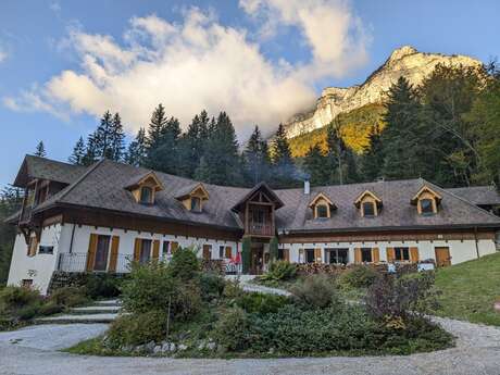 Auberge Chalet du Cirque de St Même