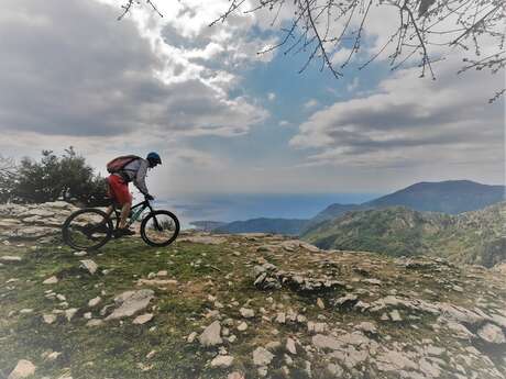 VTT free ride et enduro dans les vallées de la Roya et de la Bévéra - François FALOCI