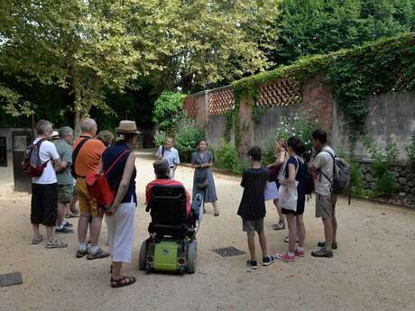 Balade dans Les Mages